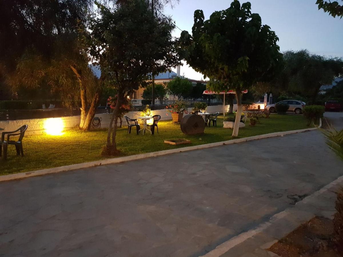 To Kyma Amarynthos Exterior foto